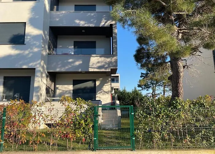 Valamar Garden *